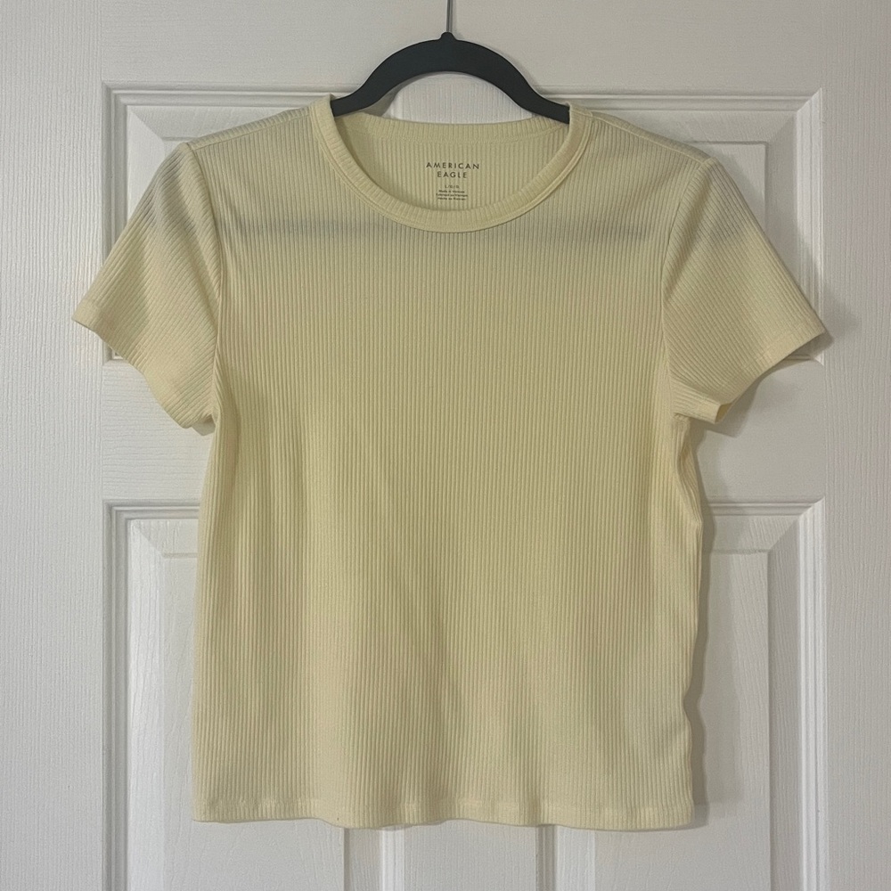 American Eagle Baby Tee L
